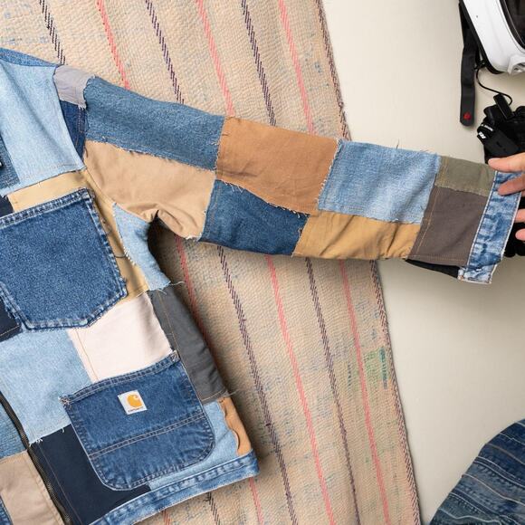 Custom upcycled carhartt chore jacket - Picture 3 of 8